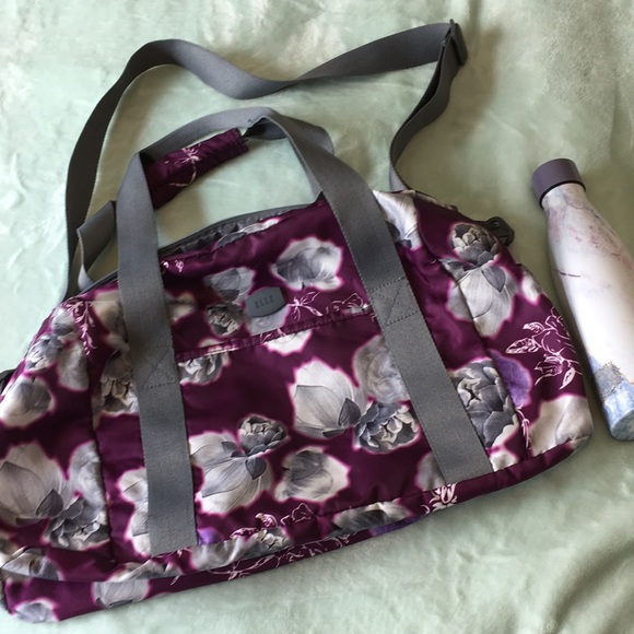 Elle Handbags - Elle carryon floral crossbody luggage